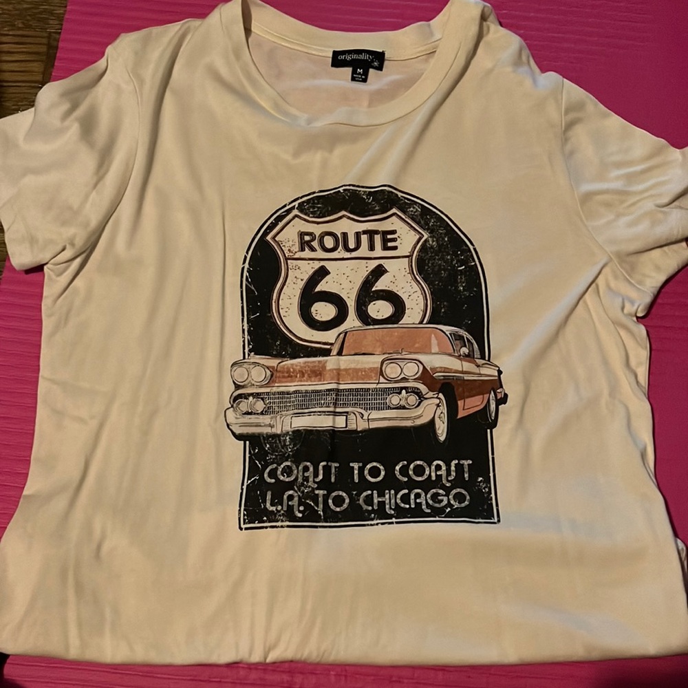 Cream graphic tee